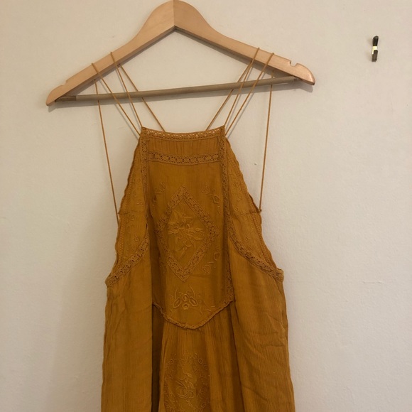 C&C California Marigold Odysseia Maxi Dress 🌼 - Picture 4 of 8